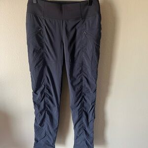 Women’s black Koen prAna pants. (Reg inseam)